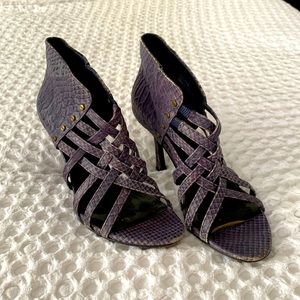 Elizabeth and James Purple Snakeskin Sandal - Used